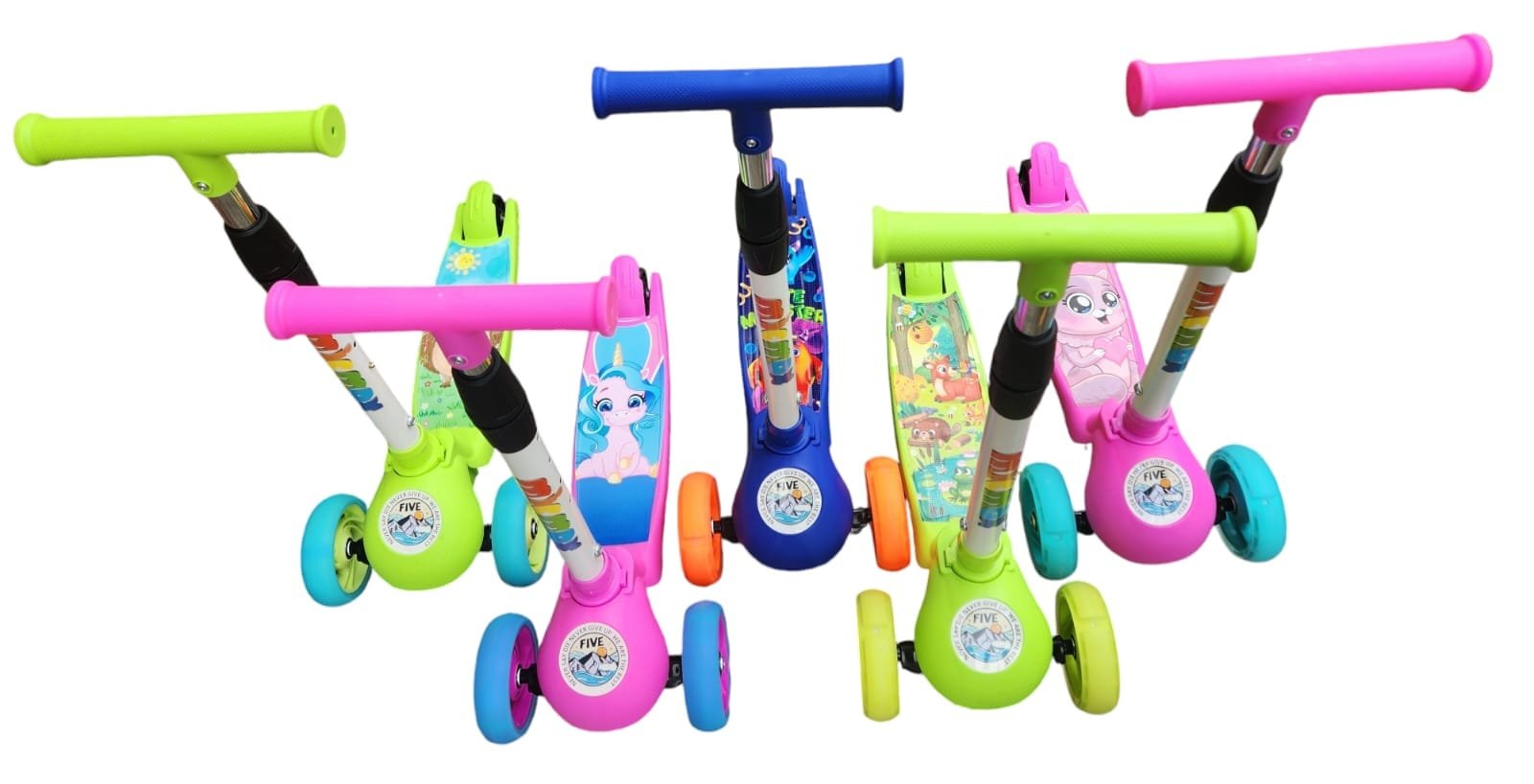 Scooter infantil con luces y música