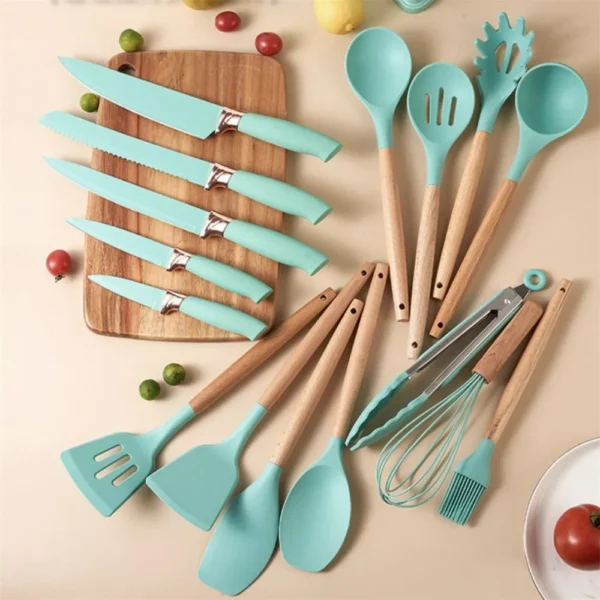 Set de utensilios de cocina con cuchillos
