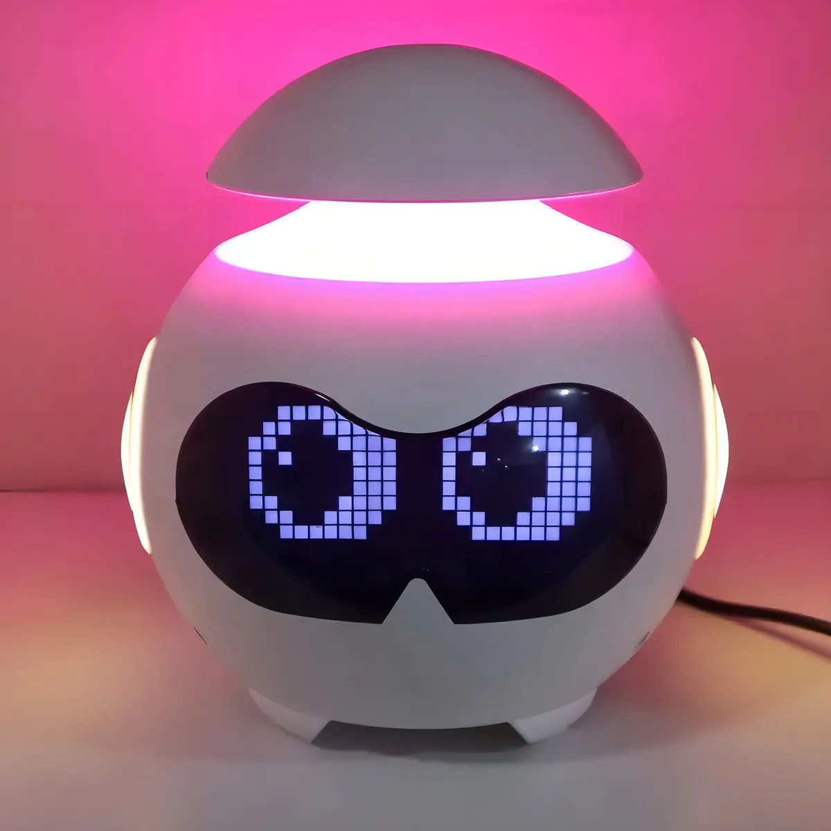 Reloj despertador robot con luces LED - Imagen 2